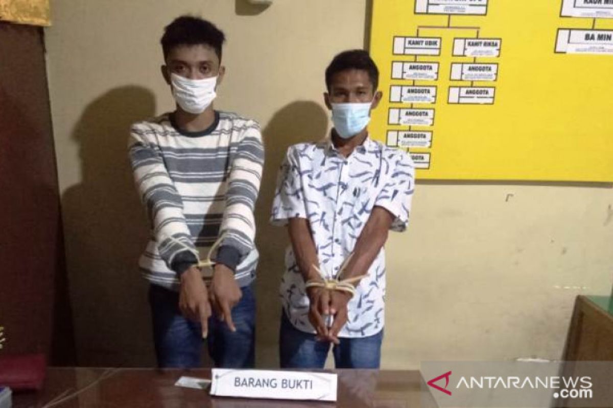 Dua warga Agam beli sabu-sabu di Pariaman, ditangkap tanpa perlawanan