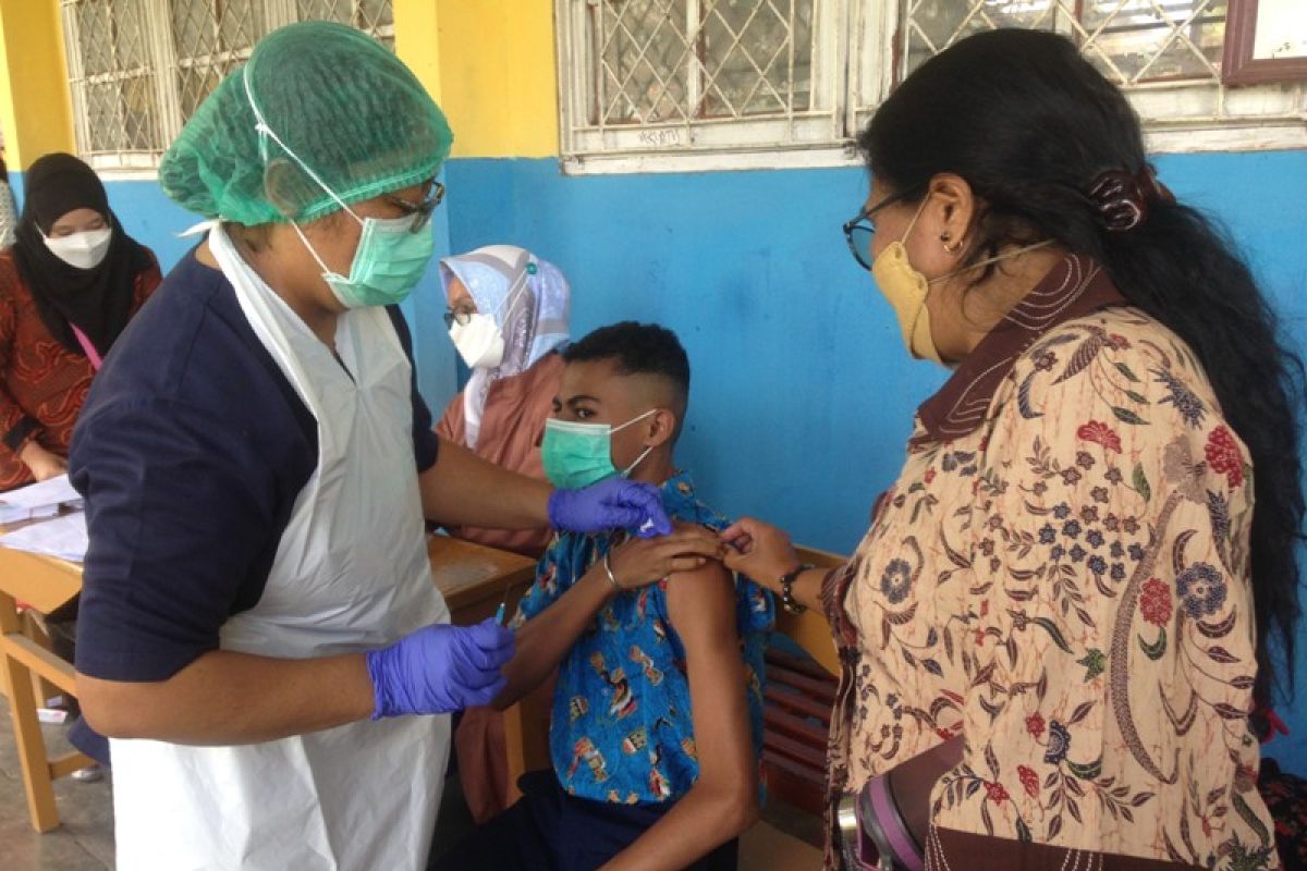Dinas Kesehatan Jayawijaya mulai lakukan vaksinasi COVID-19 siswa sekolah