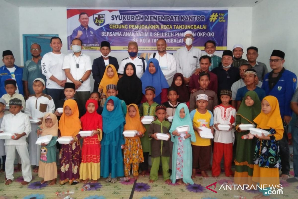 Asmui bersama pimpinan OKP di Tanjungbalai santuni anak yatim-piatu
