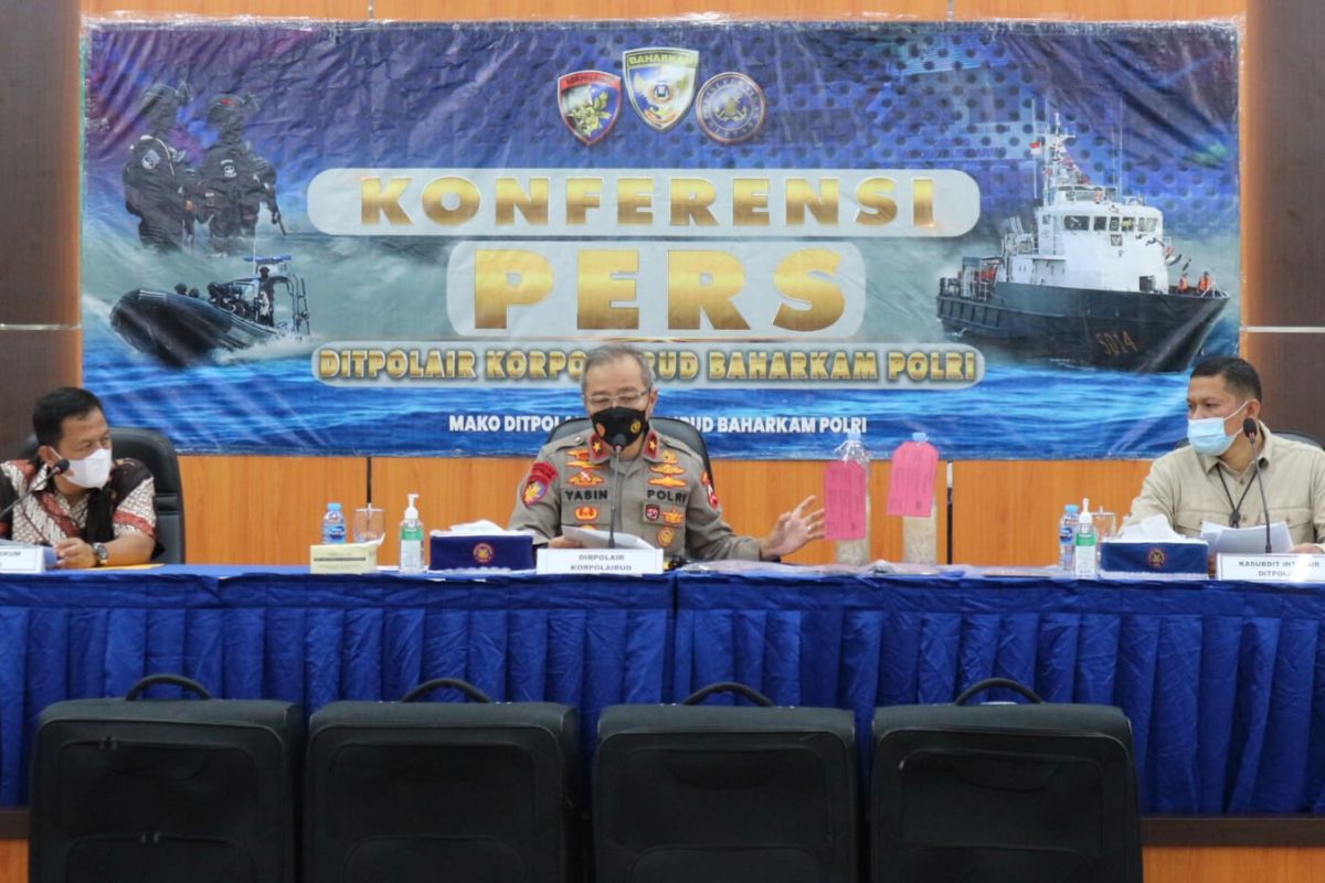 Ditpolair Polri menggagalkan penyelundupan benur senilai Rp33,6 miliar