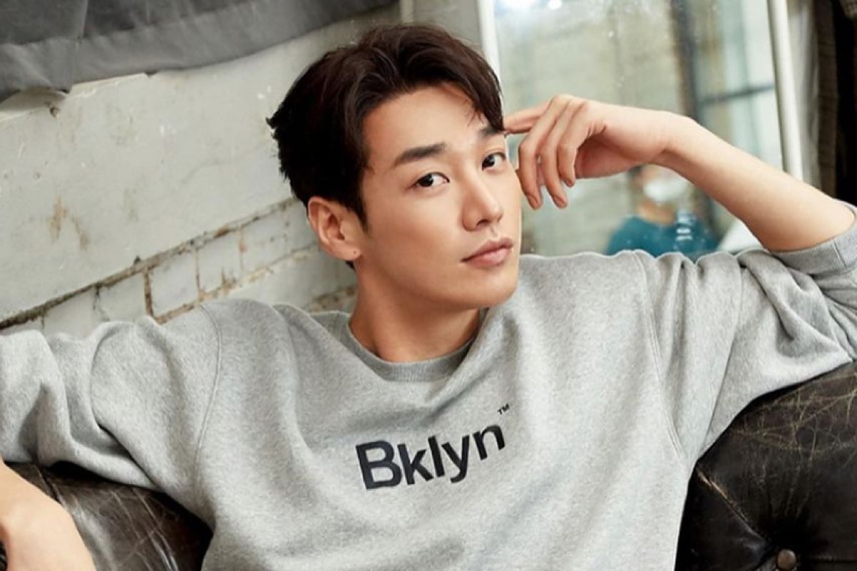 Kim Young-kwang akan tampil dalam serial thiller Netflix "Somebody"