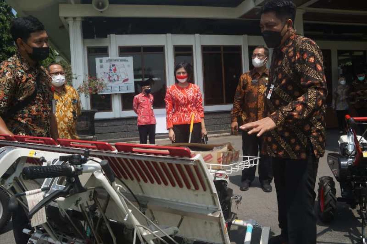 Bupati Magelang sebut sektor pertanian masih jadi andalan gerakkan ekonomi