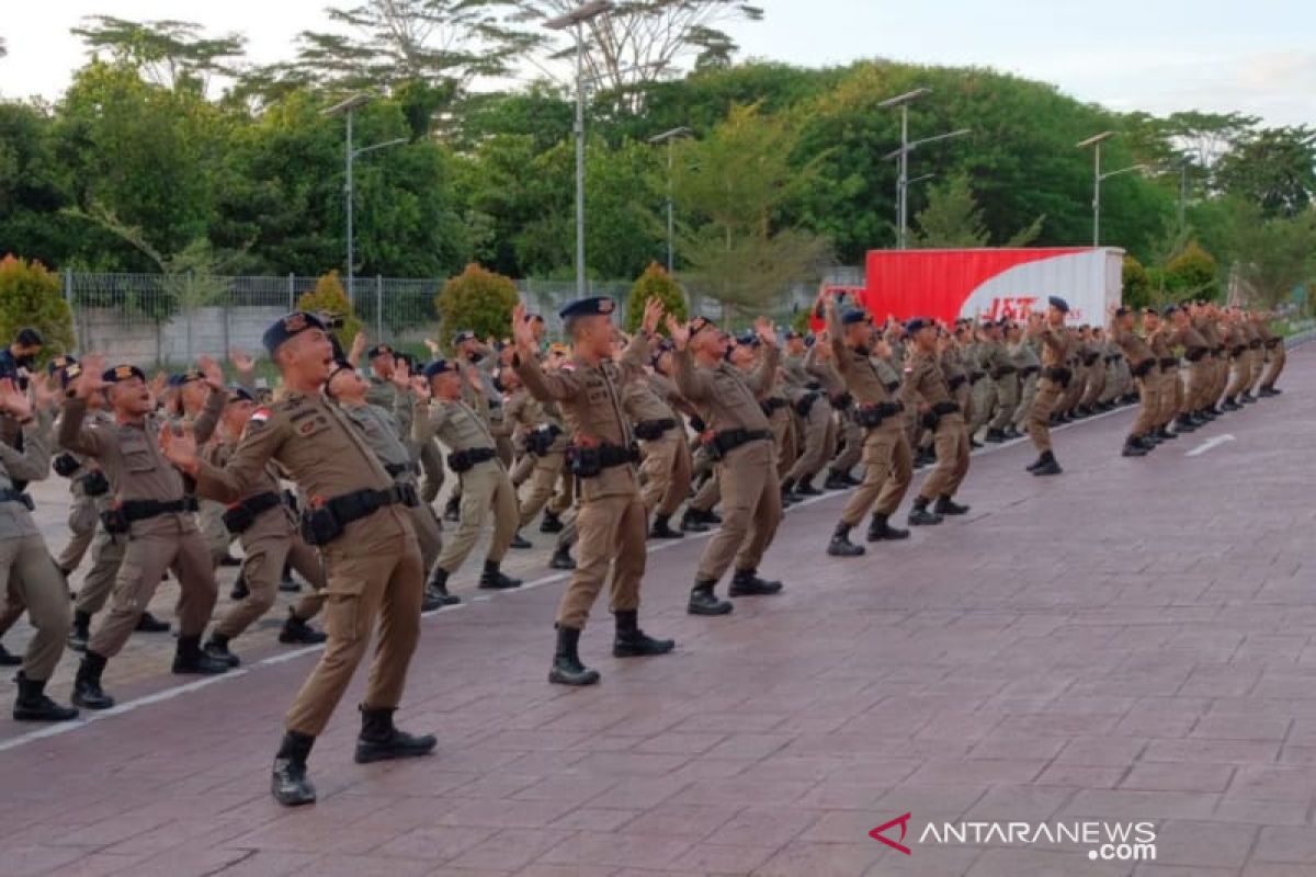 100 personel Brimob Riau dilepas bertugas ke Papua