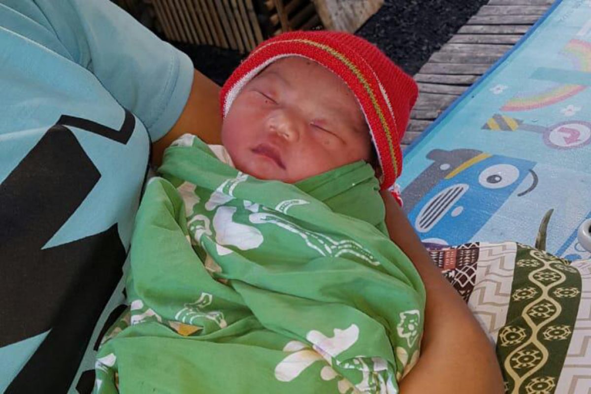 Geger, bayi masih hidup ditemukan di Labulia Lombok Tengah