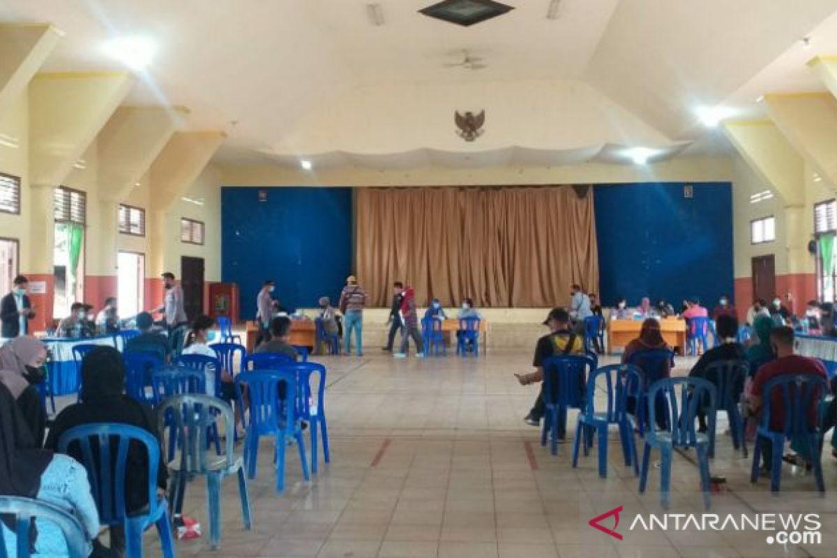 NasDem Belitung gelar vaksinasi COVID-19 untuk masyarakat