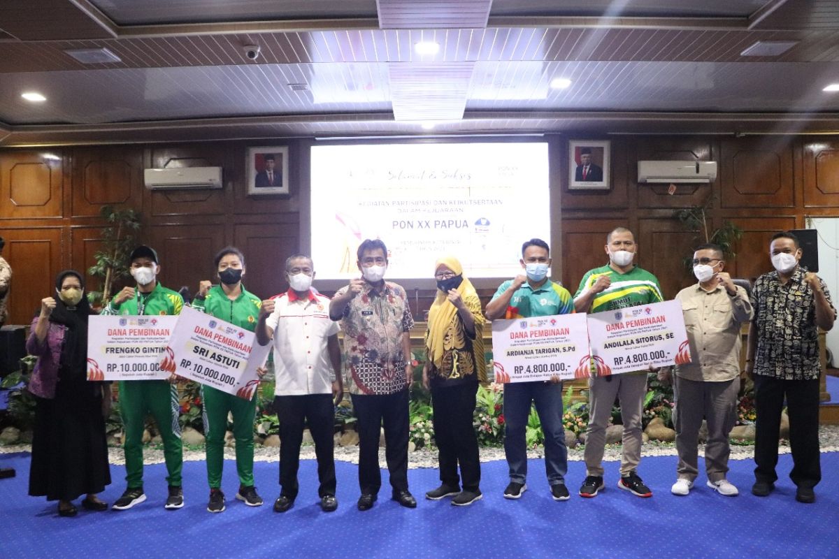 Wali Kota Binjai beri tali asih atlet dan wasit PON Papua