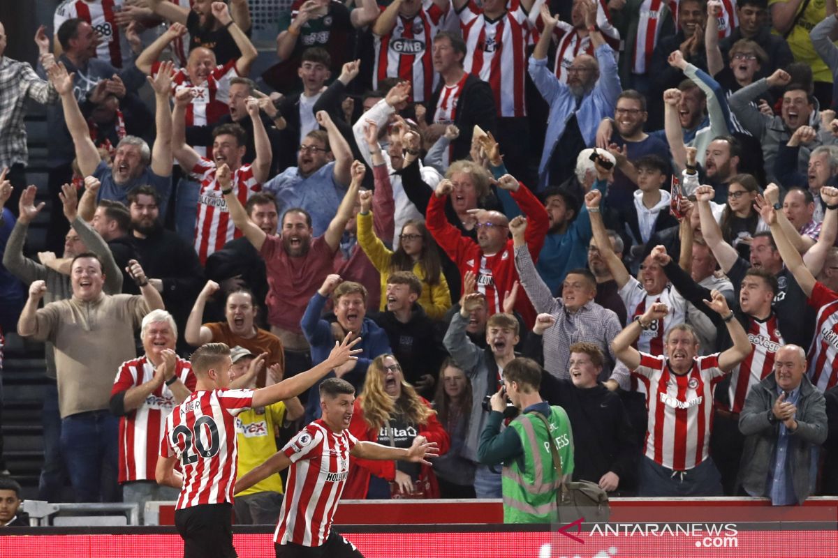 Liga Inggris - Brentford menang meyakinkan 3-0 atas Southampton