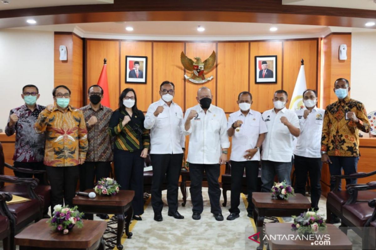Ketua DPD RI dorong Pemkot Surabaya percepat sertifikasi aset