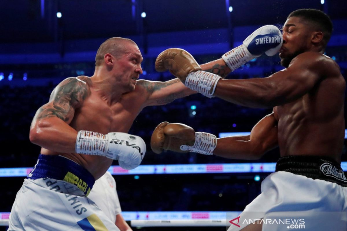 Anthony Joshua kemungkinan hadir dengan pelatih baru