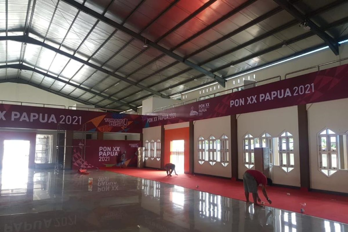 Panitia rampungkan persiapan arena pertandingan anggar PON XX Papua