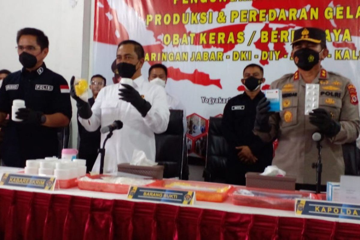 Kabareskrim: Pabrik obat keras ilegal di DIY beromzet Rp2 miliar/hari