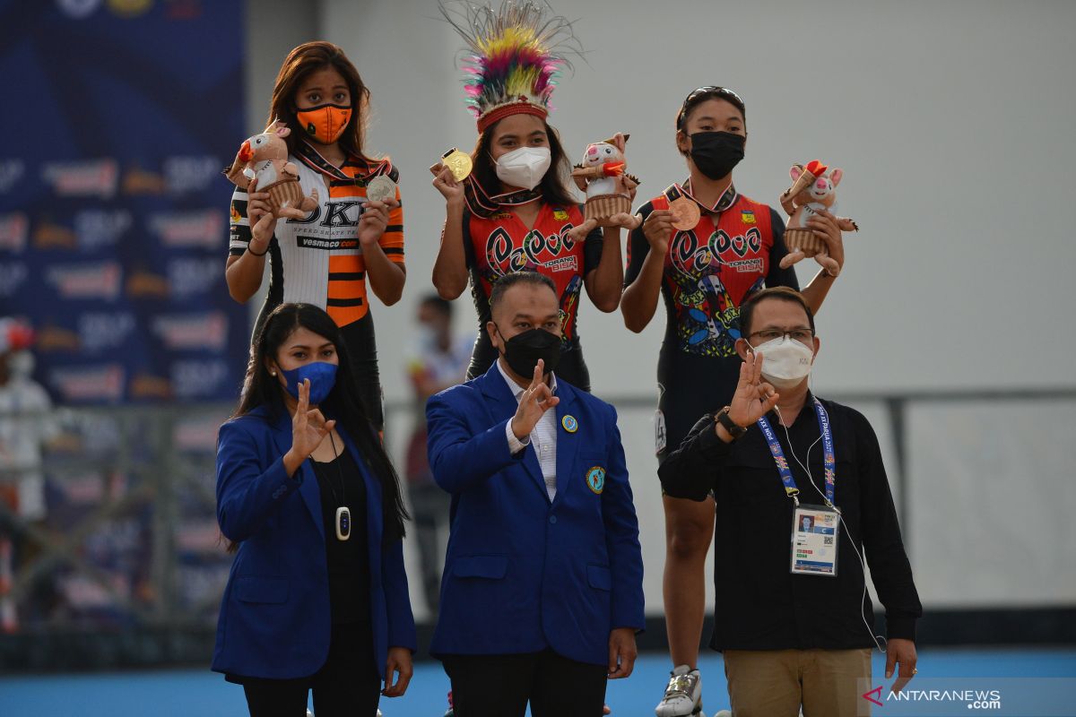 Governor lauds Papuan roller skating team's gold medal