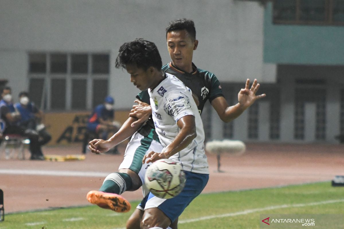 Meski belum bisa cetak gol, pelatih Persib akui pemainnya sudah kerja keras lawan Persikabo