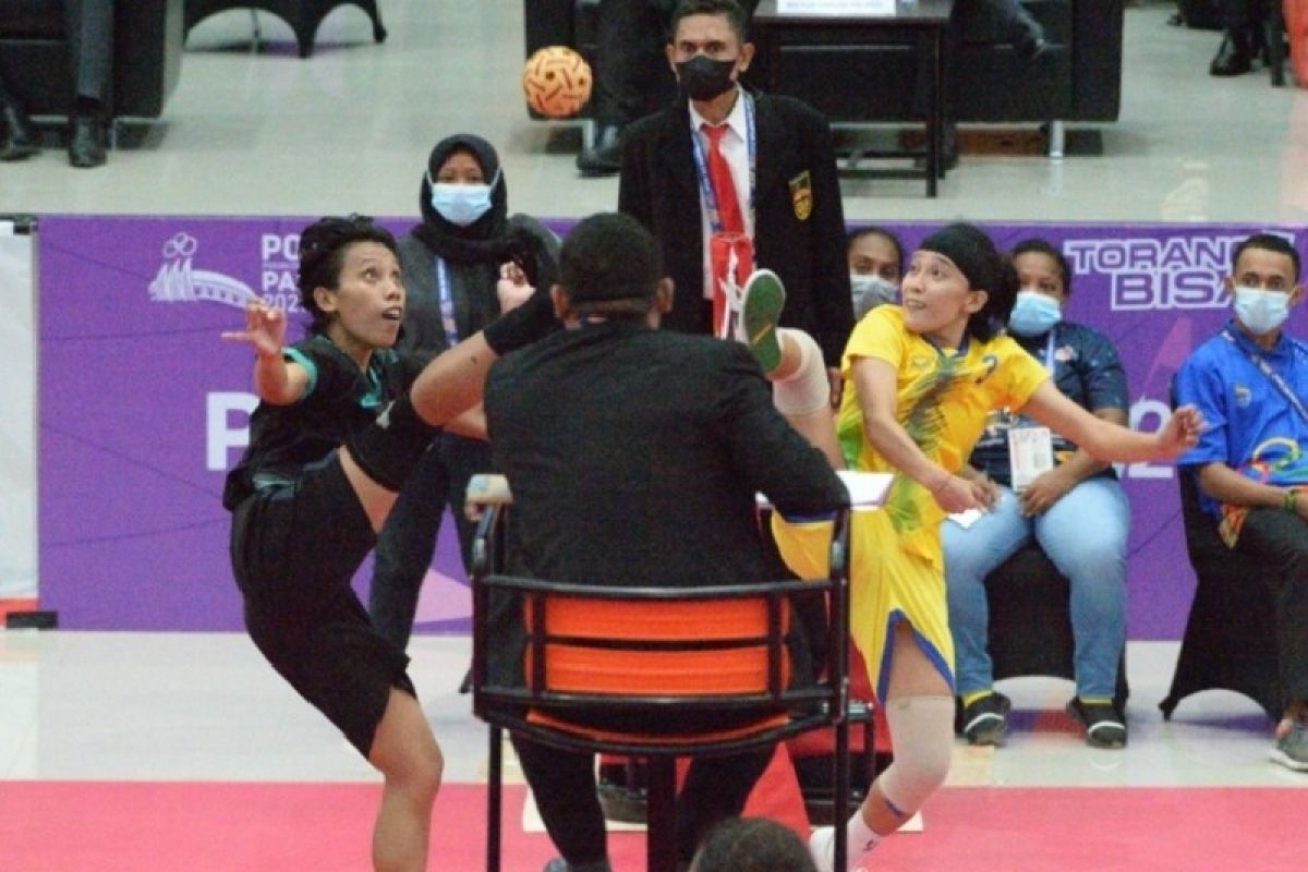 Tim sepak takraw putri Papua gagal ke final setelah dihentikan Jatim