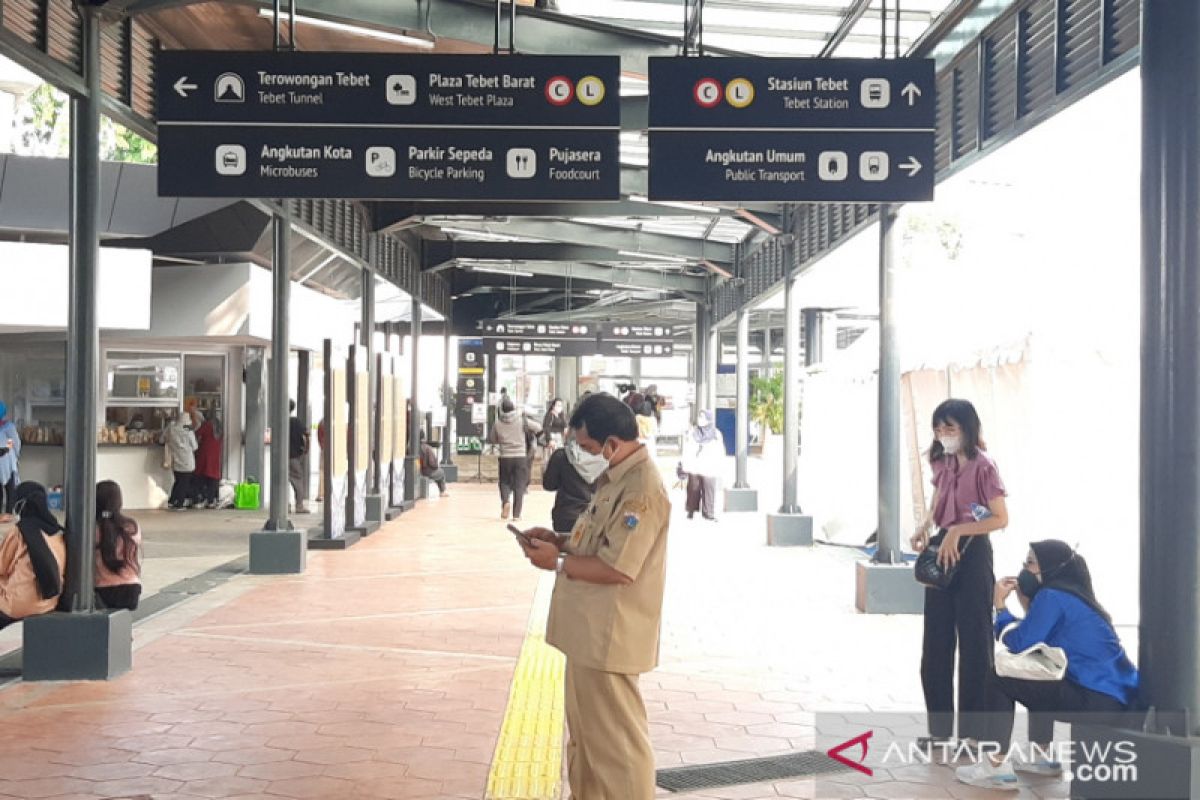 Warga apresiasi penataan Stasiun Integrasi Tebet