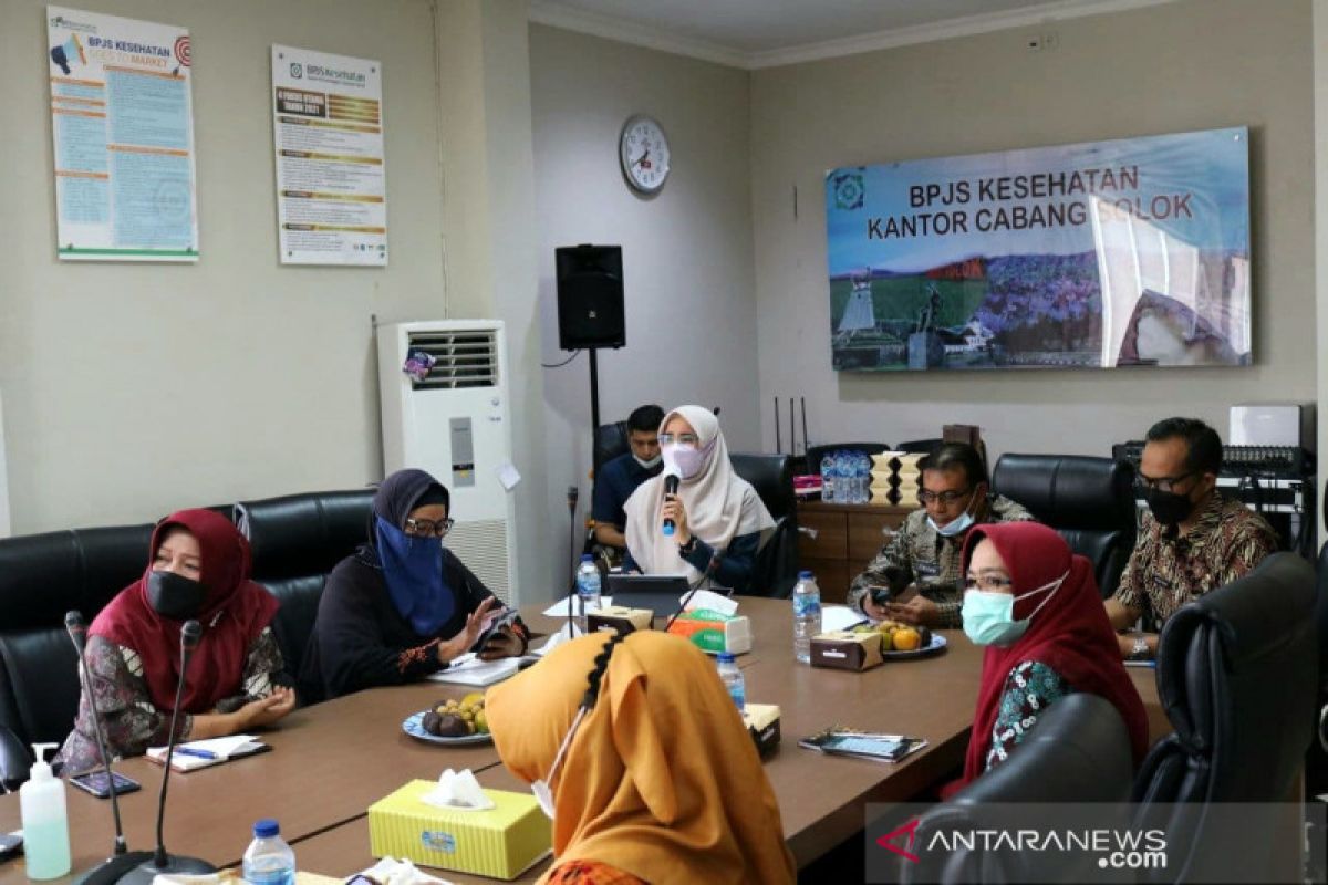Sekda Kabupaten Solok minta lakukan verifikasi dan validasi data peserta JKN-KIS