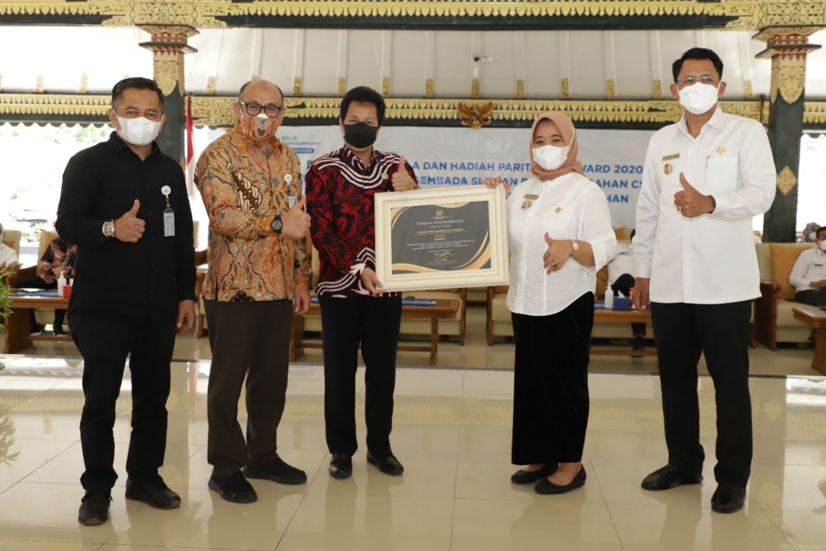 PDAM Sleman raih penghargaan "Paritrana Award 2021"