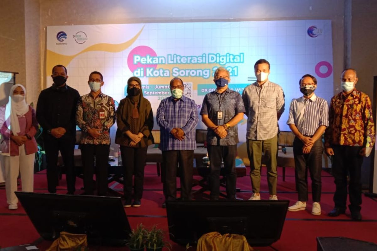 Kemenkominfo luncurkan program literasi digital mempercepat transformasi dan teknologi di Sorong