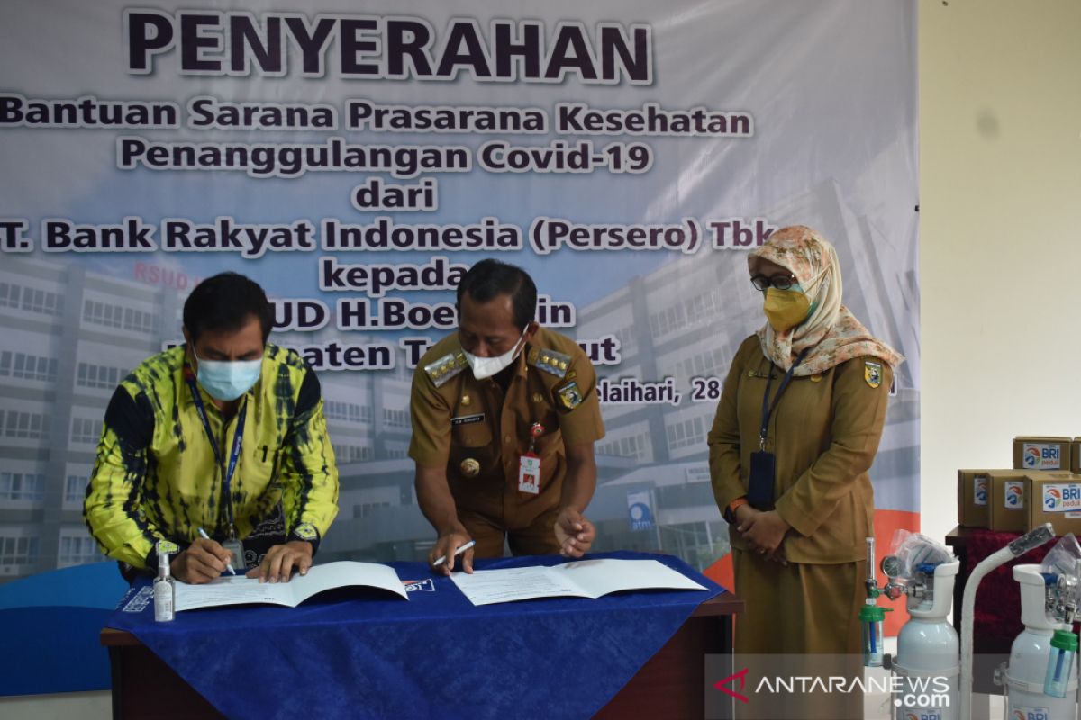 BRI Pelaihari bantu RSUD H Boejasin sarana penanggulangan COVID-19