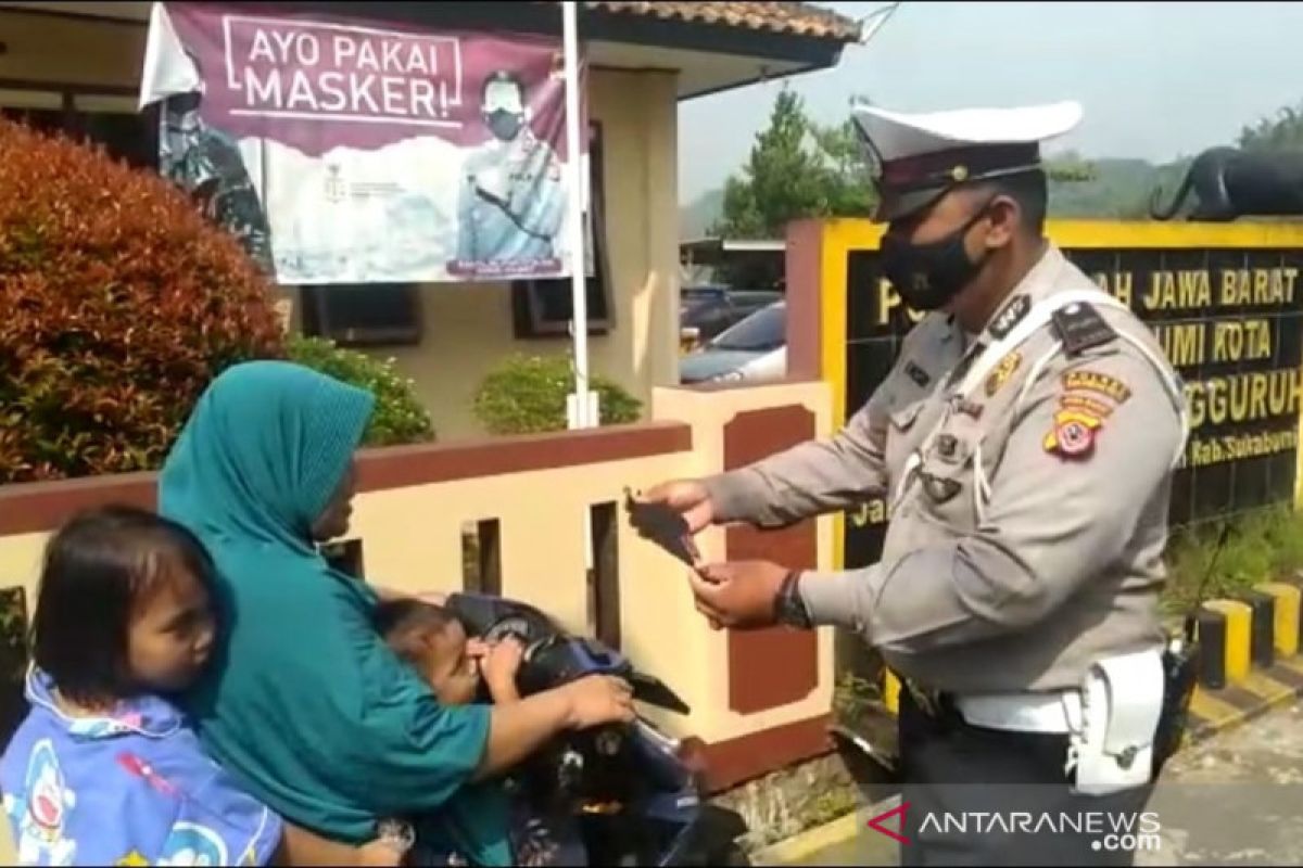 Polres Sukabumi periksa kedisiplinan pengendara bermotor