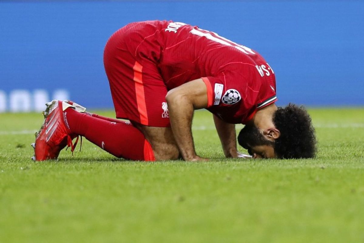Mohamed Salah cetak dua gol saat Liverpool pesta 5 gol di kandang Porto