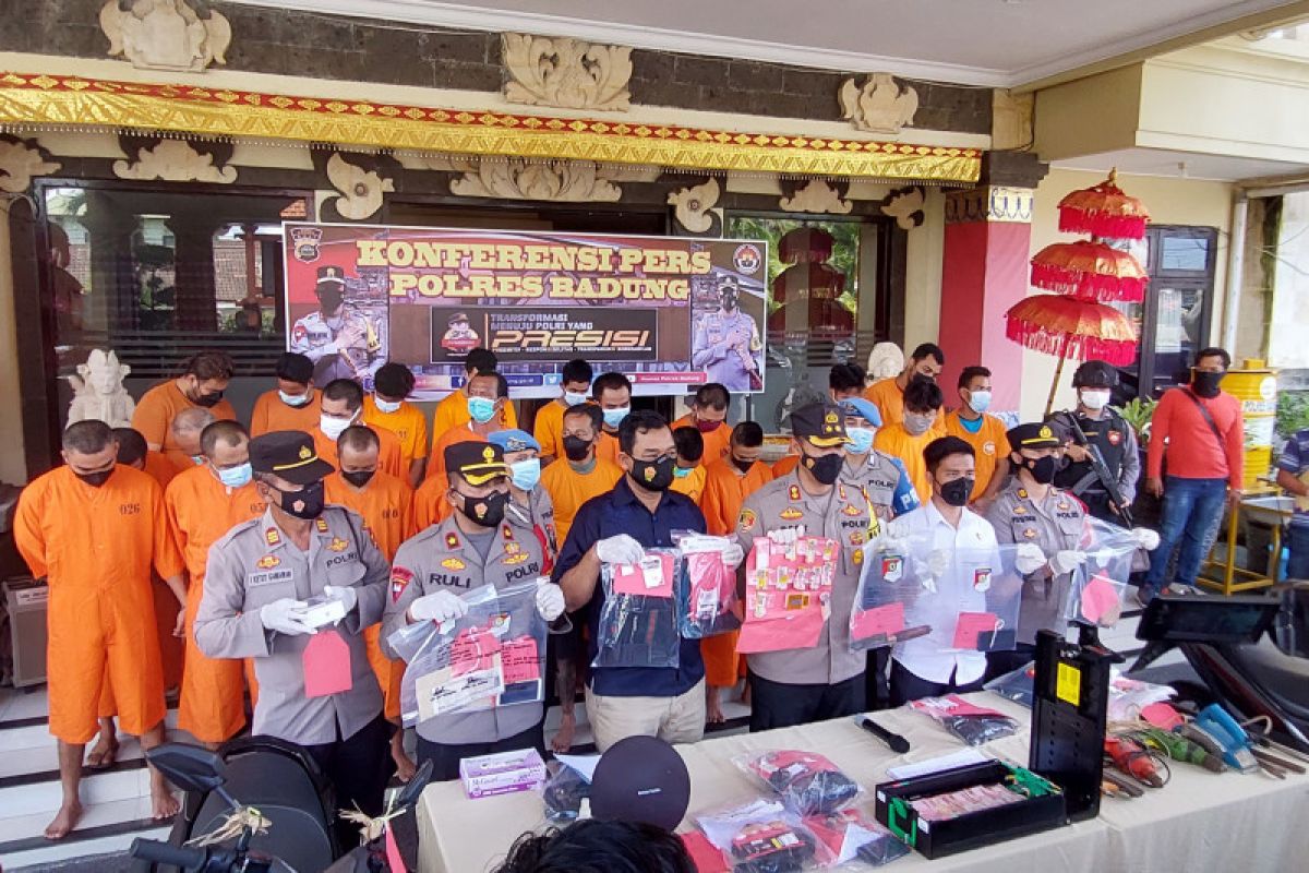 Polres Badung, Bali sita satu paket sabu dari oknum ASN