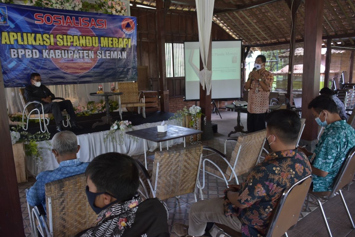 BPBD Sleman menyosialisasikan penggunaan aplikasi Sipandu Merapi