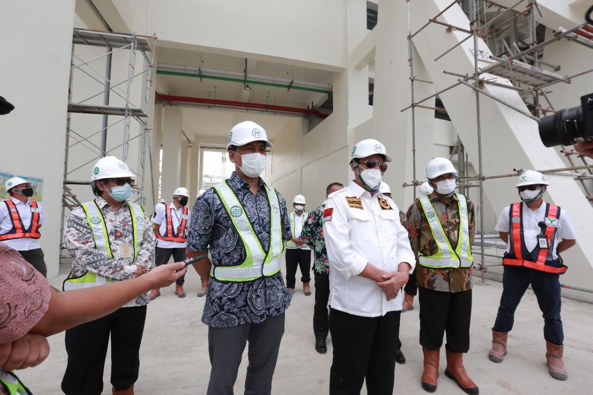 KPK reviews construction of Banten International Stadium