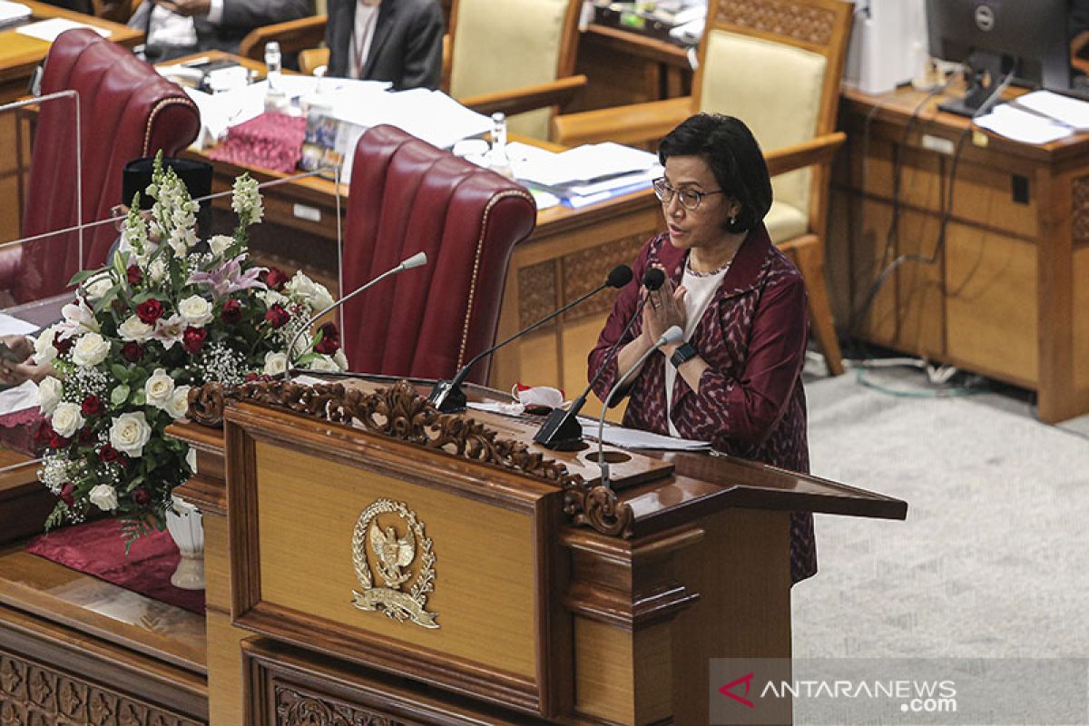 Di DPR, Sri Mulyani sebut kontribusi PNBP akan dipacu dukung APBN 2022