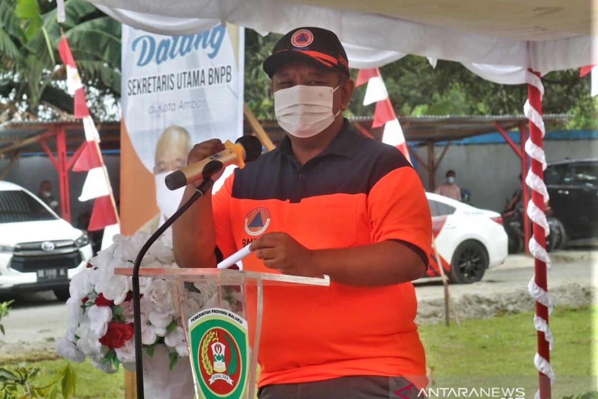 Ratusan warga Laha ikut simulasi evakuasi mandiri, masyarakat perlu disiapkan