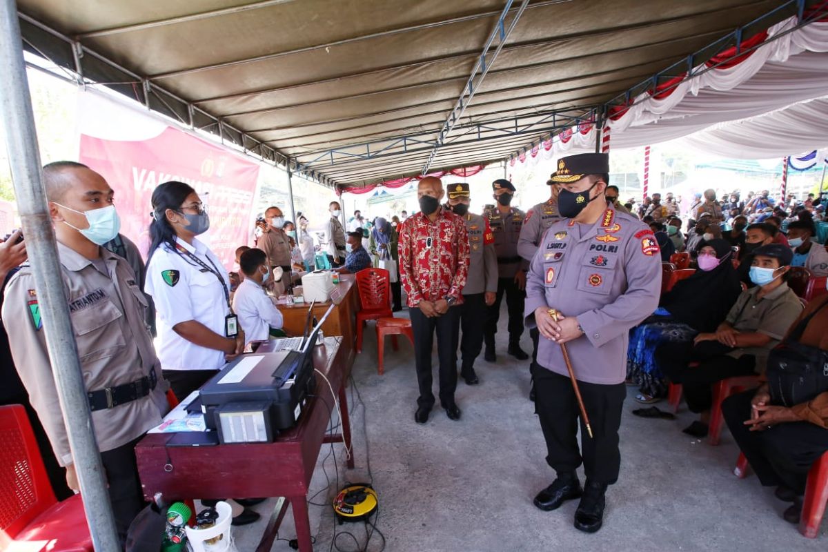 Kapolri minta vaksinasi di Papua ditingkatkan dukung pelaksanaan PON