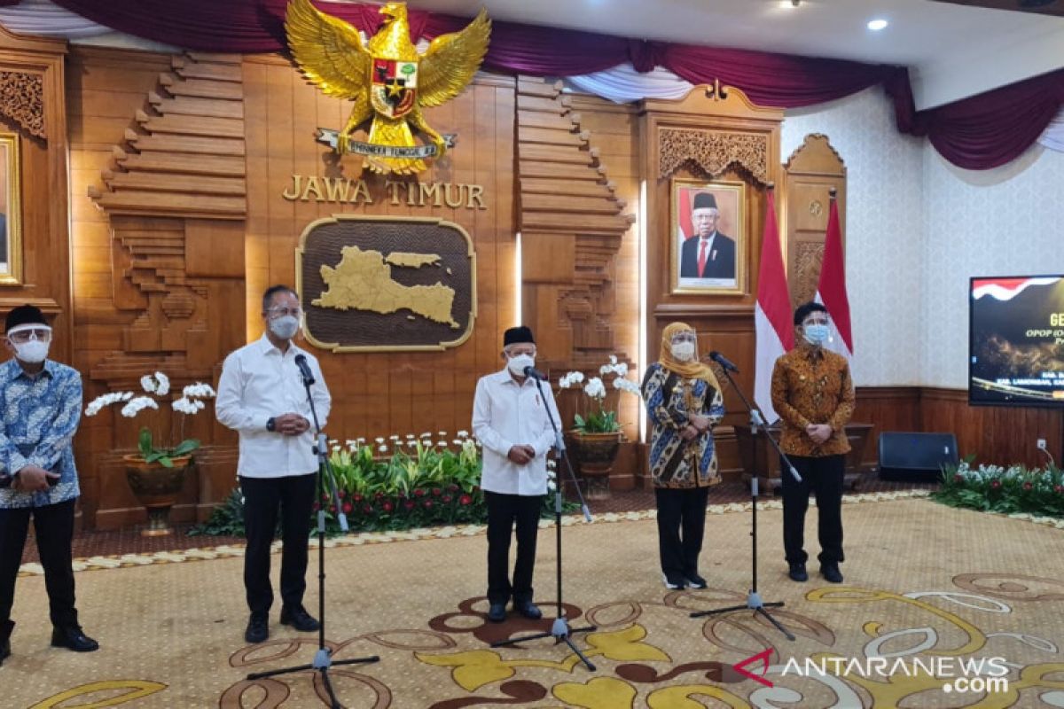 East Java optimistic of eradicating extreme poverty in 5 districts: VP