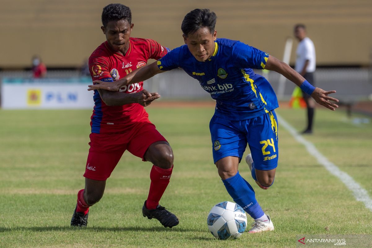 Juara bertahan Jabar di ujung tanduk sepak bola PON