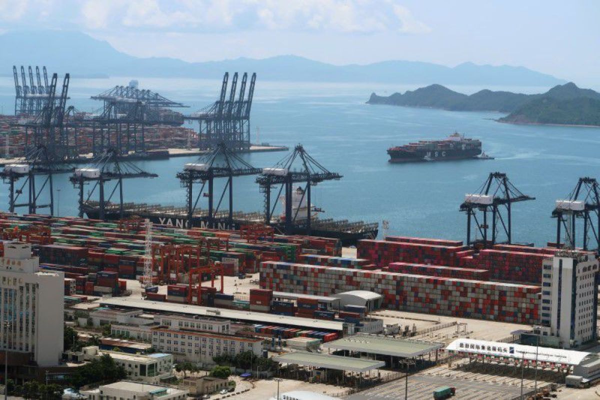 China mulai implementasikan perdagangan bebas RCEP