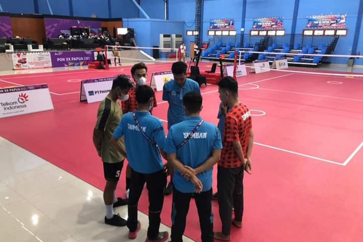 Tim Sepaktakraw beregu putra Sumbar ke semifinal PON XX Papua, putri dapat hasil minor
