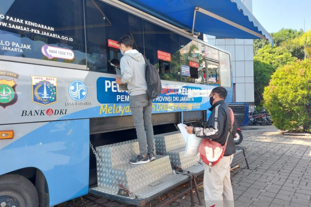 Polda Metro siapkan 14 titik samsat keliling di Jadetabek