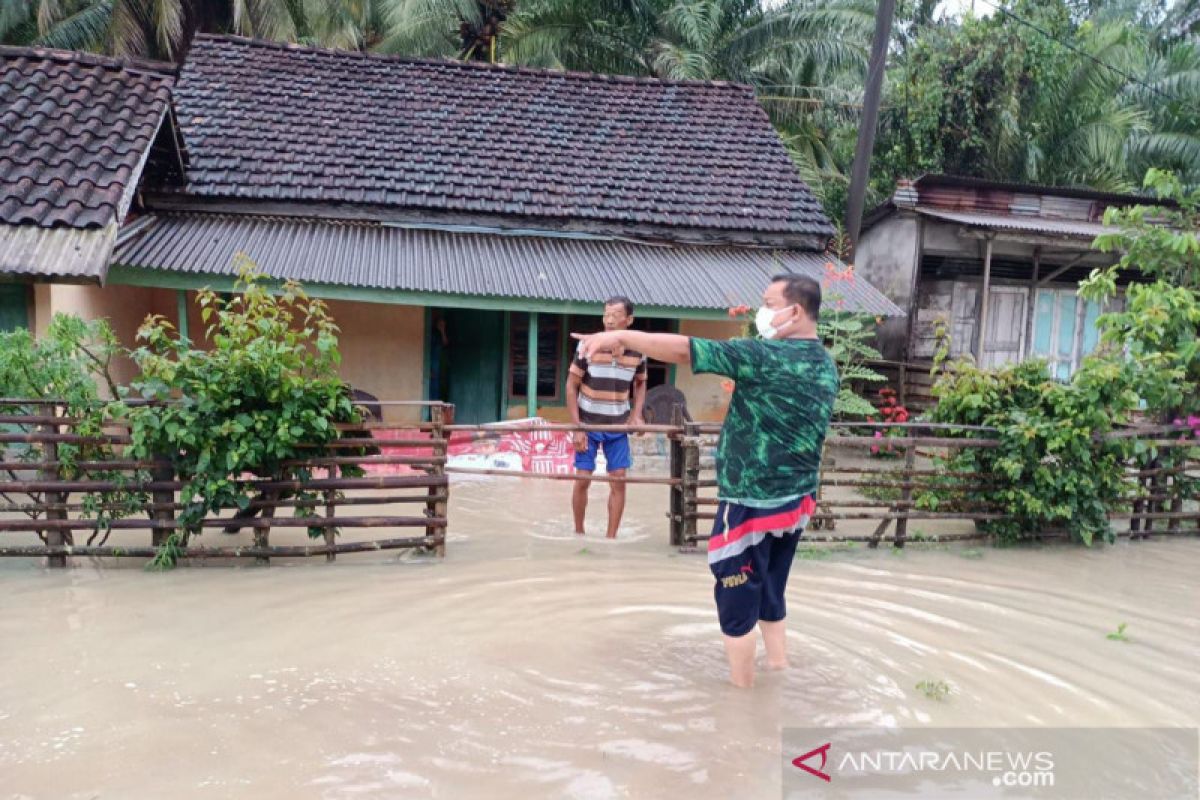 25 desa di Kaur Bengkulu terendam banjir