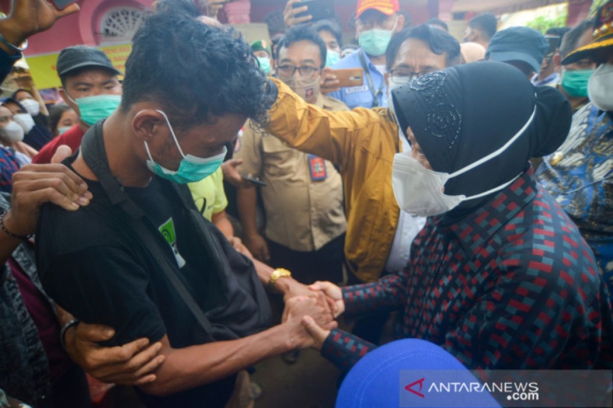 Mensos pekerjakan warga korban longsor di Padang Pariaman di Kemensos