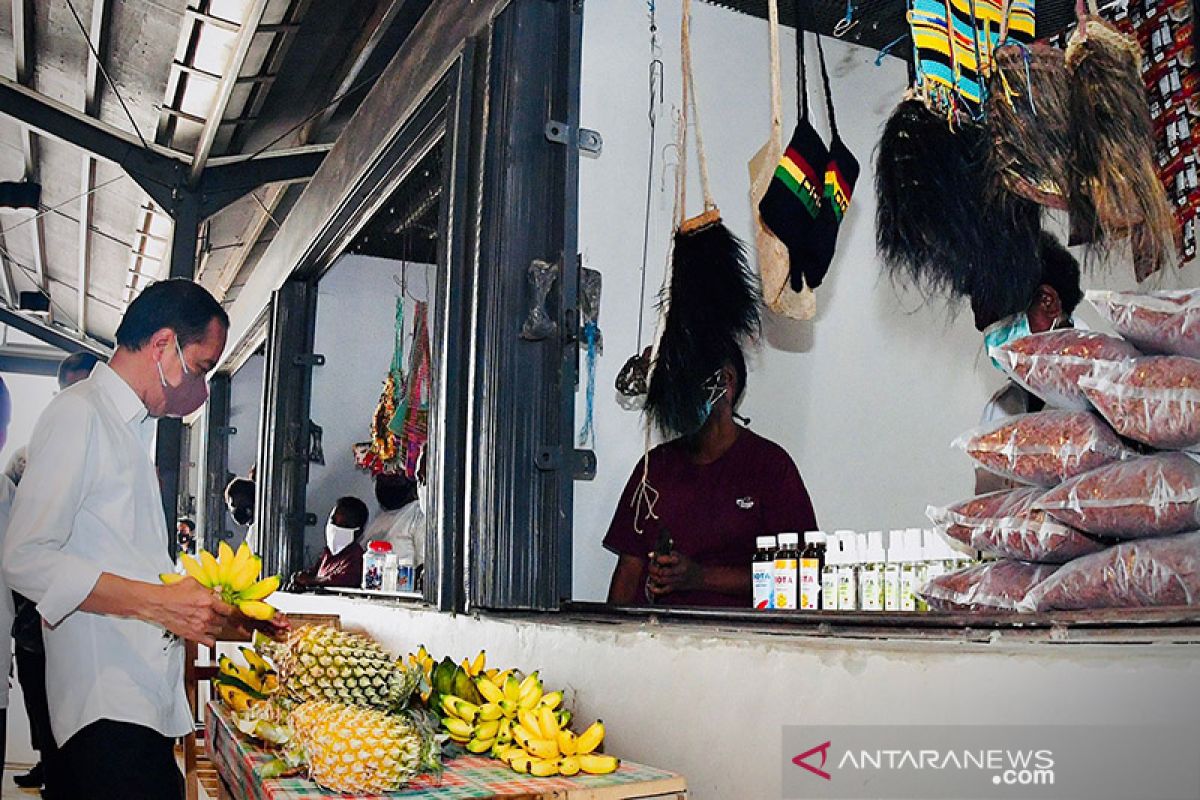 President Jokowi visits Sota market in Merauke