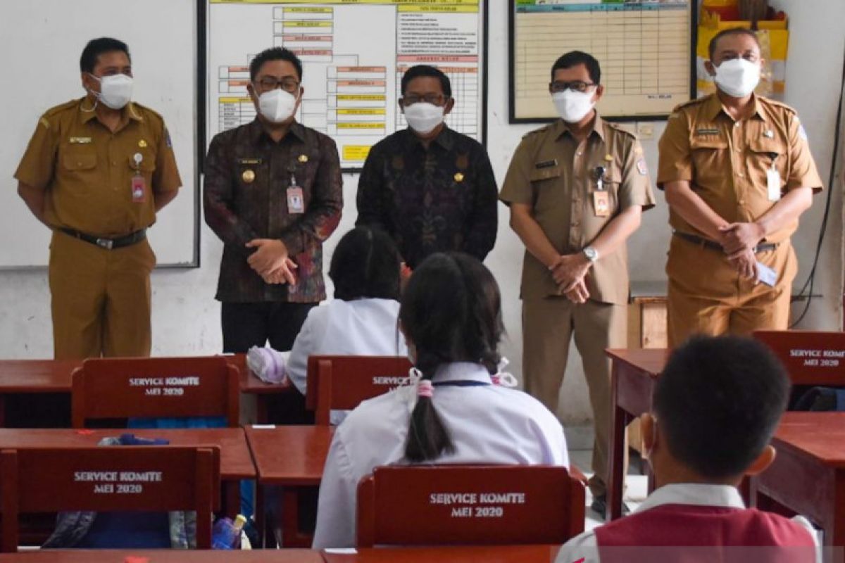 Wawali Kota Denpasar tinjau pelaksanaan ANBK SMP