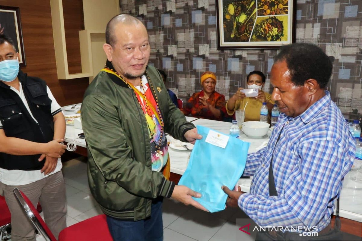 Kepala suku di Papua dukung LaNyalla lanjutkan program Jokowi