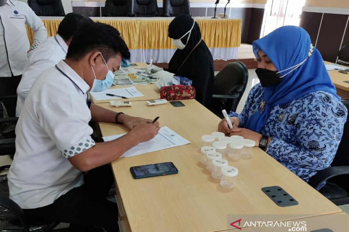 BNN Sultra tes urine pegawai BLK Kendari cegah penyalahgunaan narkoba