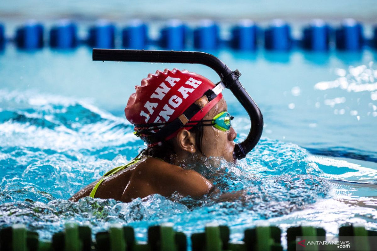 Papua dan Jawa Timur finis terdepan selam kolam 50m Apnea PON Papua