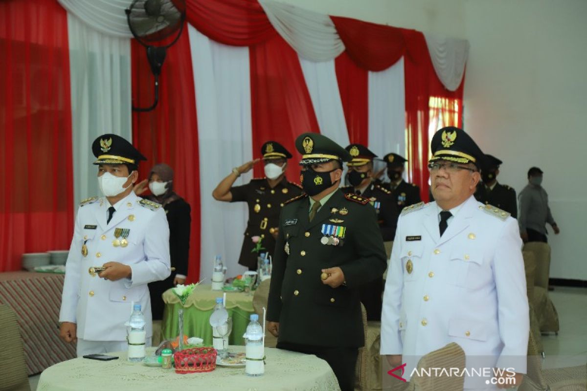 Bupati HSU hadiri HUT TNI ke 76