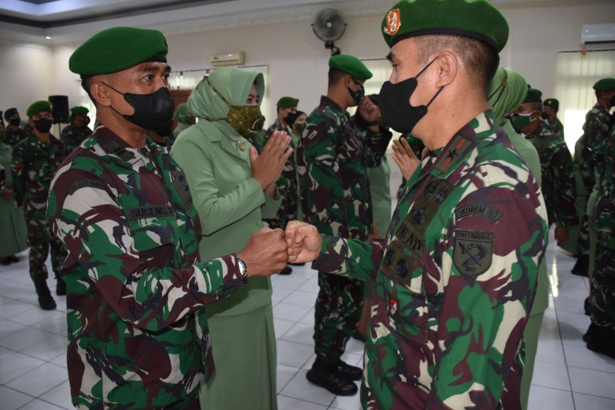 Peringatan HUT TNI, 246 prajurit Korem 152/Baabullah naik pangkat
