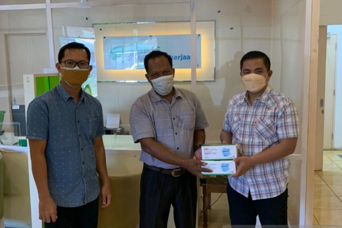 BPJAMSOSTEK Padang Sidempuan serahkan bantuan promotif preventif