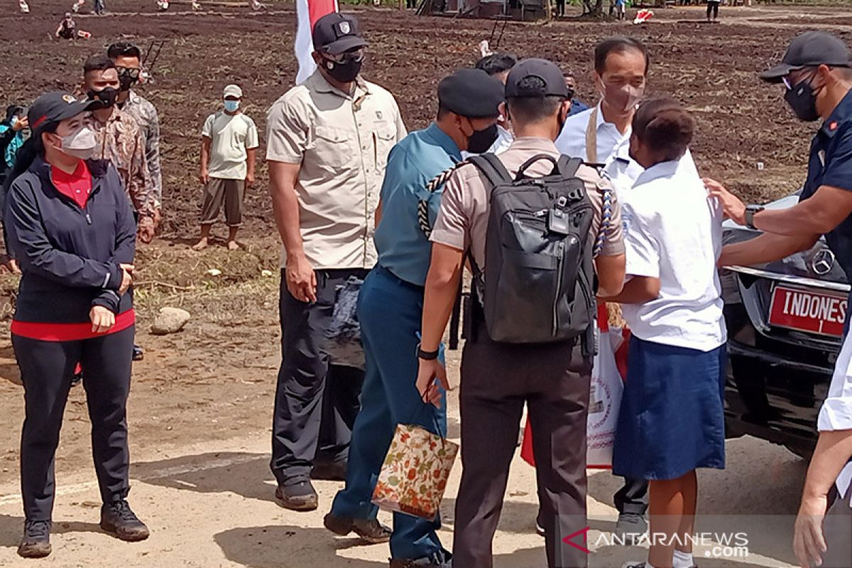 Billy Mambrasar sebut Presiden Jokowi ingin anak Papua maju