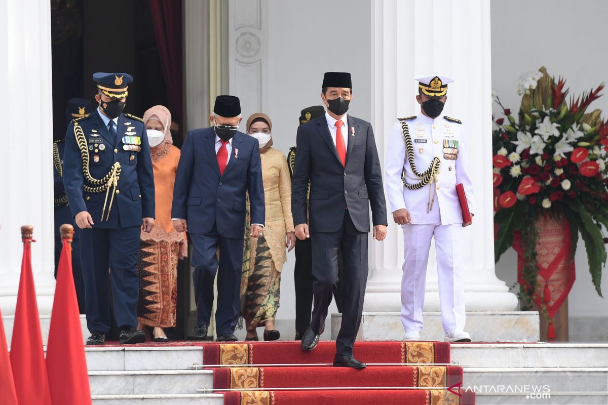 SMRC: Pengamat luar negeri mengapresiasi Jokowi di sektor pembangunan
