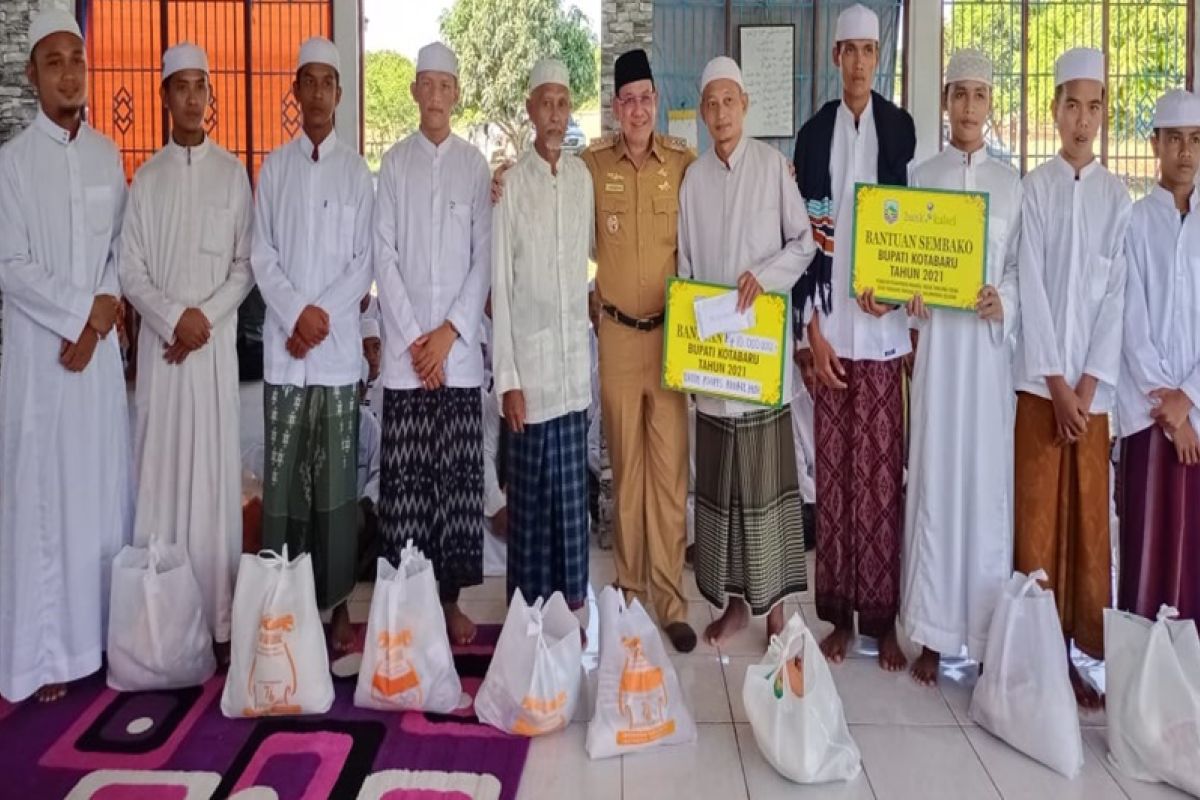 Bupati anjangsana ke tokoh agama di Kelumpang Selatan