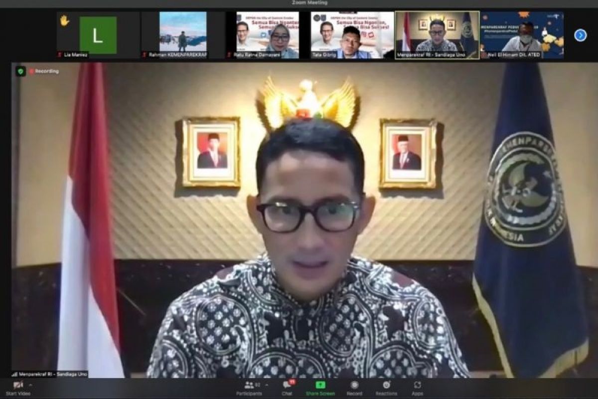 Sandiaga Uno ajak pelaku ekraf Depok inovatif ciptakan konten kreatif